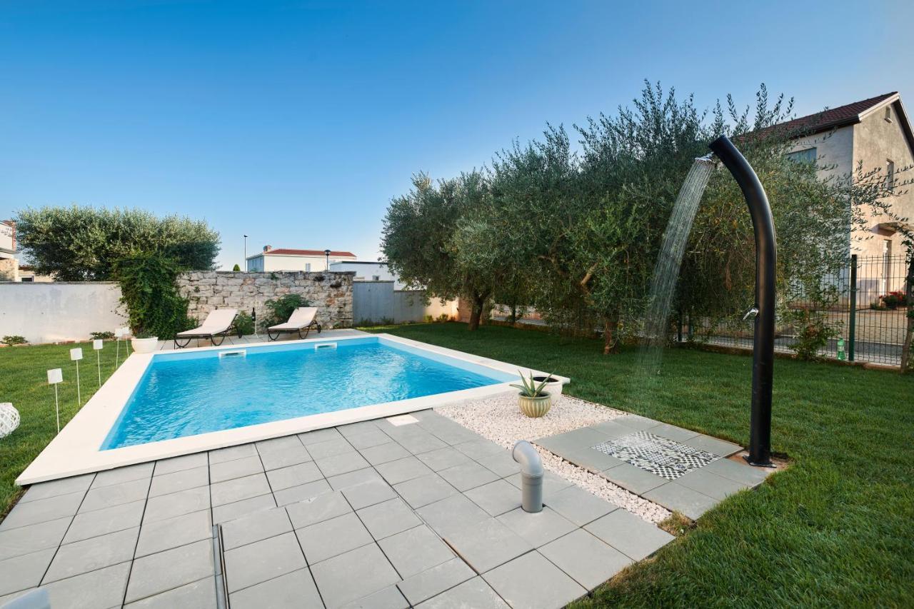 Villa Mediteranea Umag Buitenkant foto
